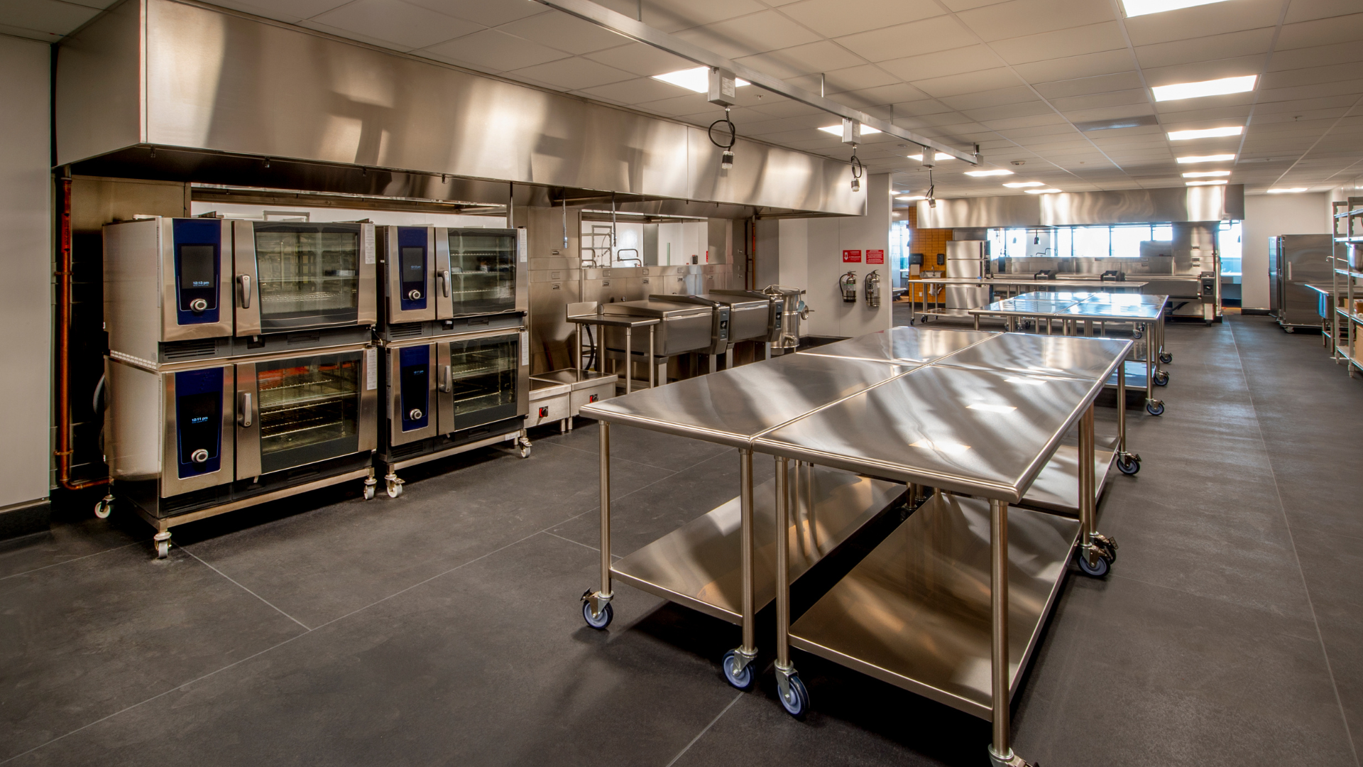 Supporting entrepreneurs in the food sector to enter the cloud restaurant market